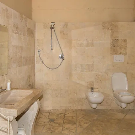 Cava Alta Villa Riparbella