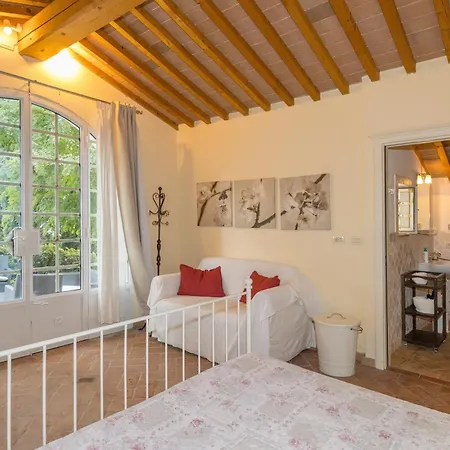 Villa Cava Alta Riparbella